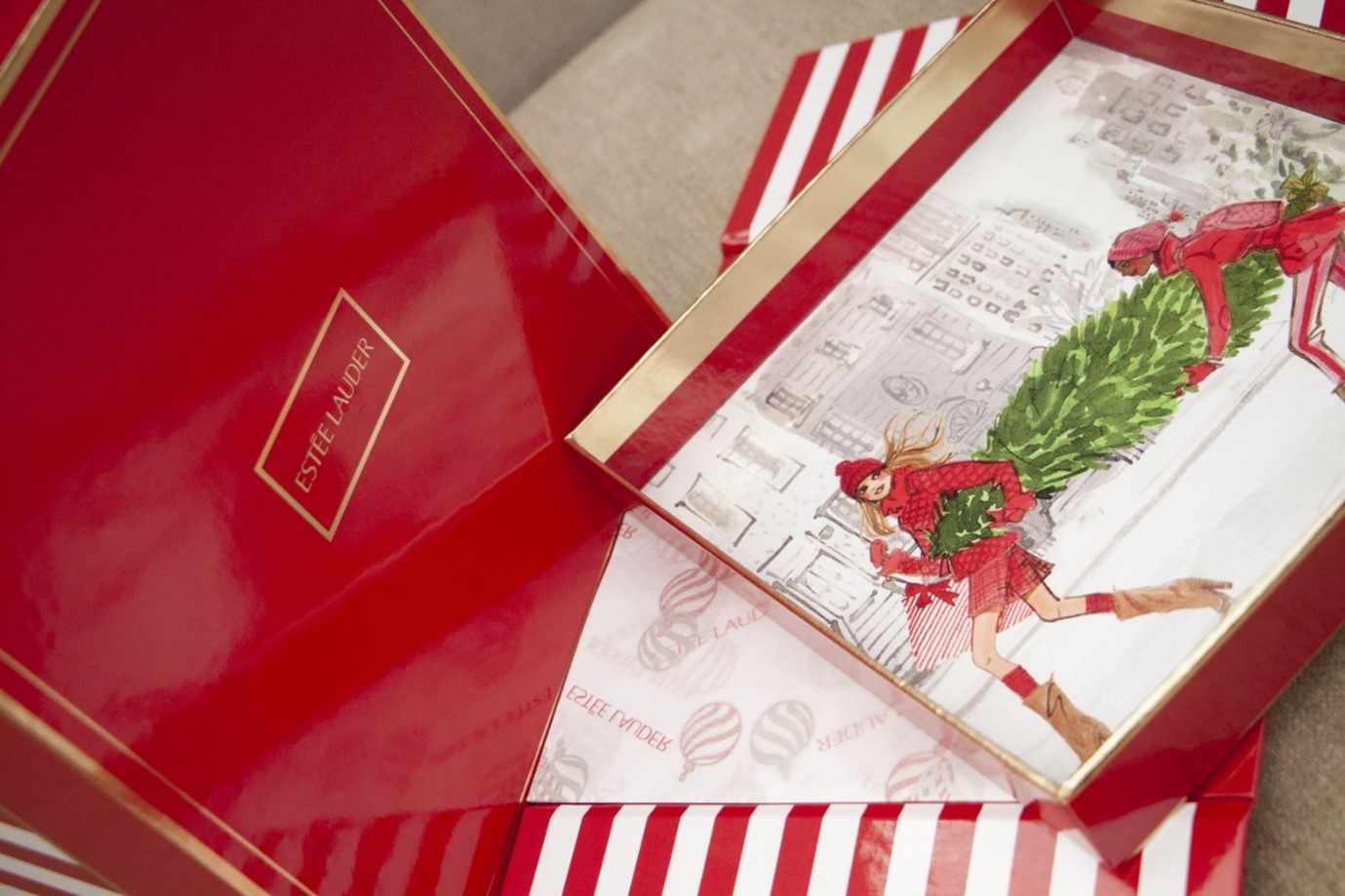 Estée Lauder Sustainable Christmas Packaging